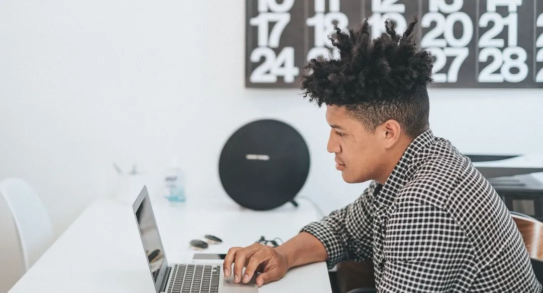 Hybrid remote schedule: four models for coordinating your team