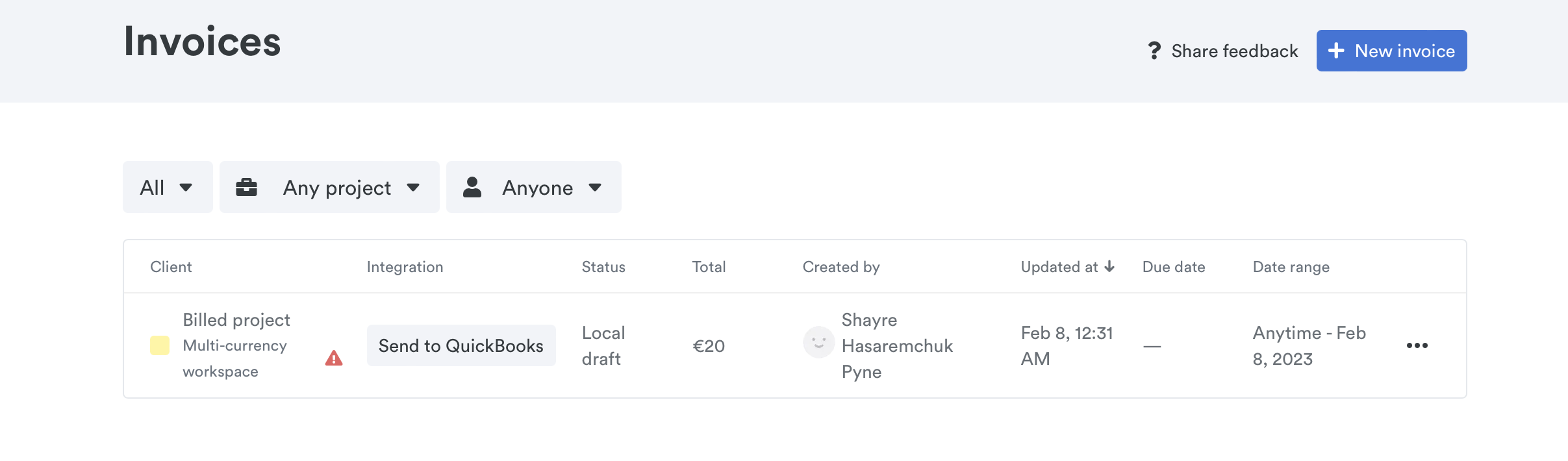 Invoice dashboard with multiple currencies
